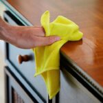 Époussetage des surfaces